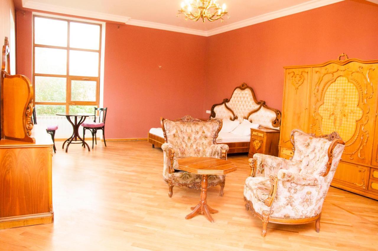 X Hotel Γιερεβάν Εξωτερικό φωτογραφία