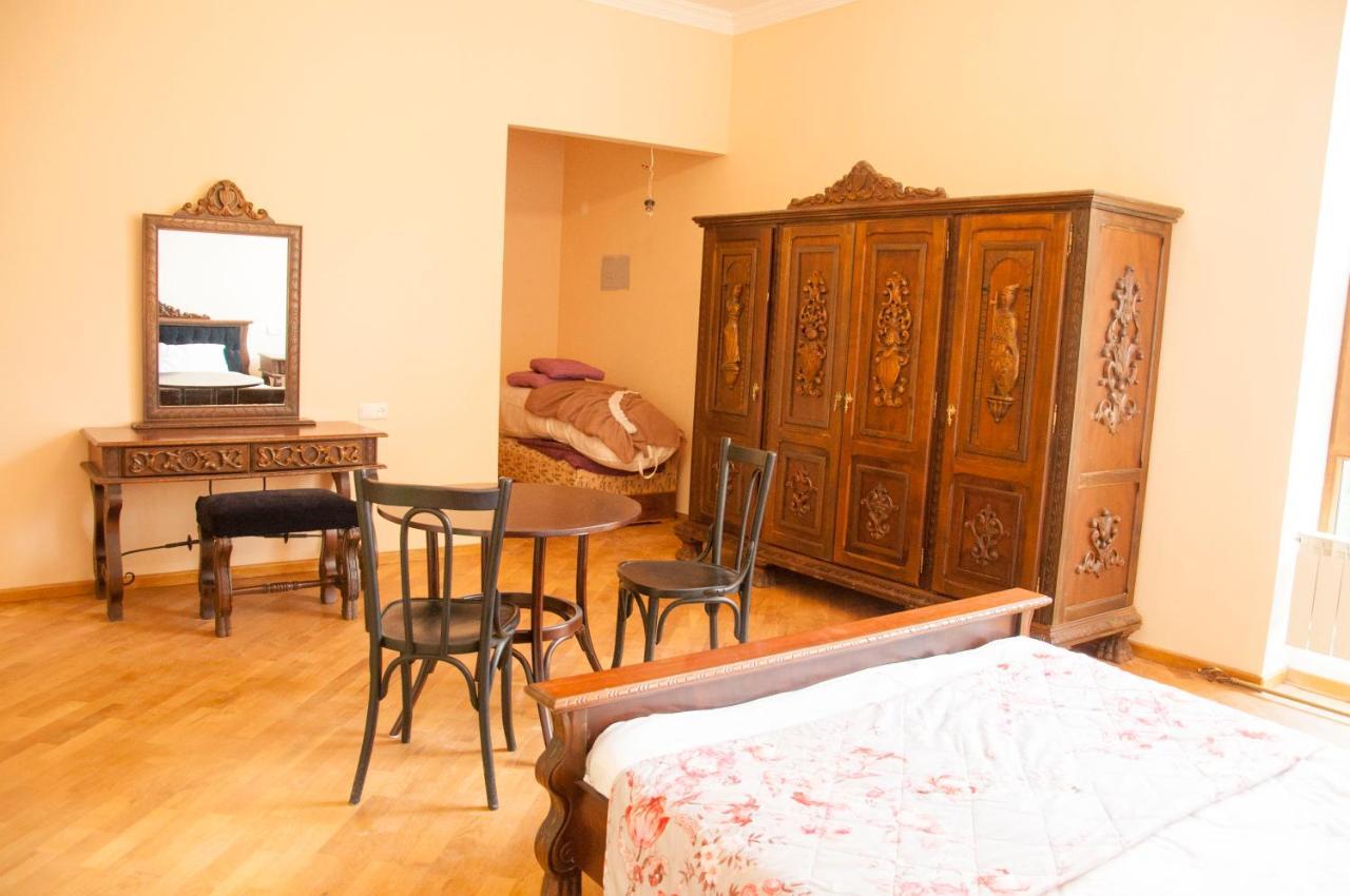 X Hotel Γιερεβάν Εξωτερικό φωτογραφία